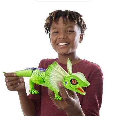Robo Alive Robotic Green Lizard Toy by ZURU - Image 2